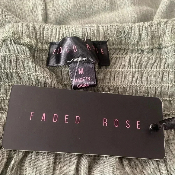 🆕Faded Rose Olive Off Shoulder Asymmetrical Dress M🆕 - Picture 9 of 9